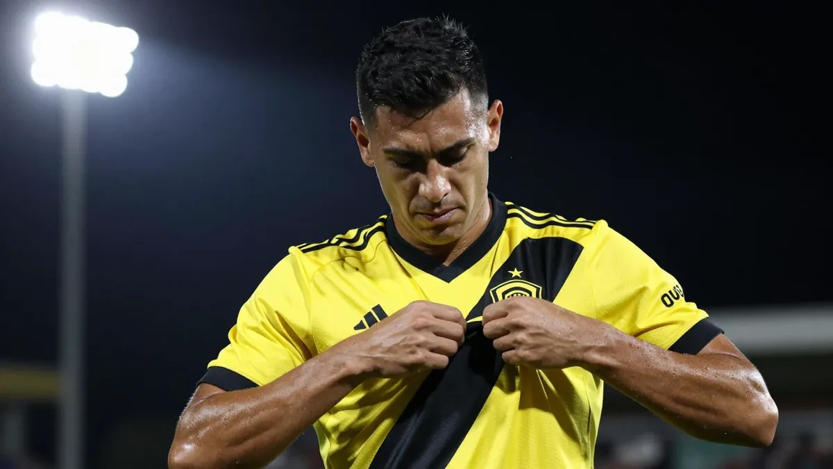 Rosario Central has collected 22 yellow cards in the 2026 Liga Profesional, with Emanuel Coronel the only player sent off...