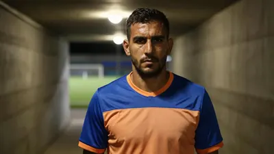 Rosario Central: El Deportivo sigue en busca de un central zurdo, con el galo Lilian Brassier como objetivo