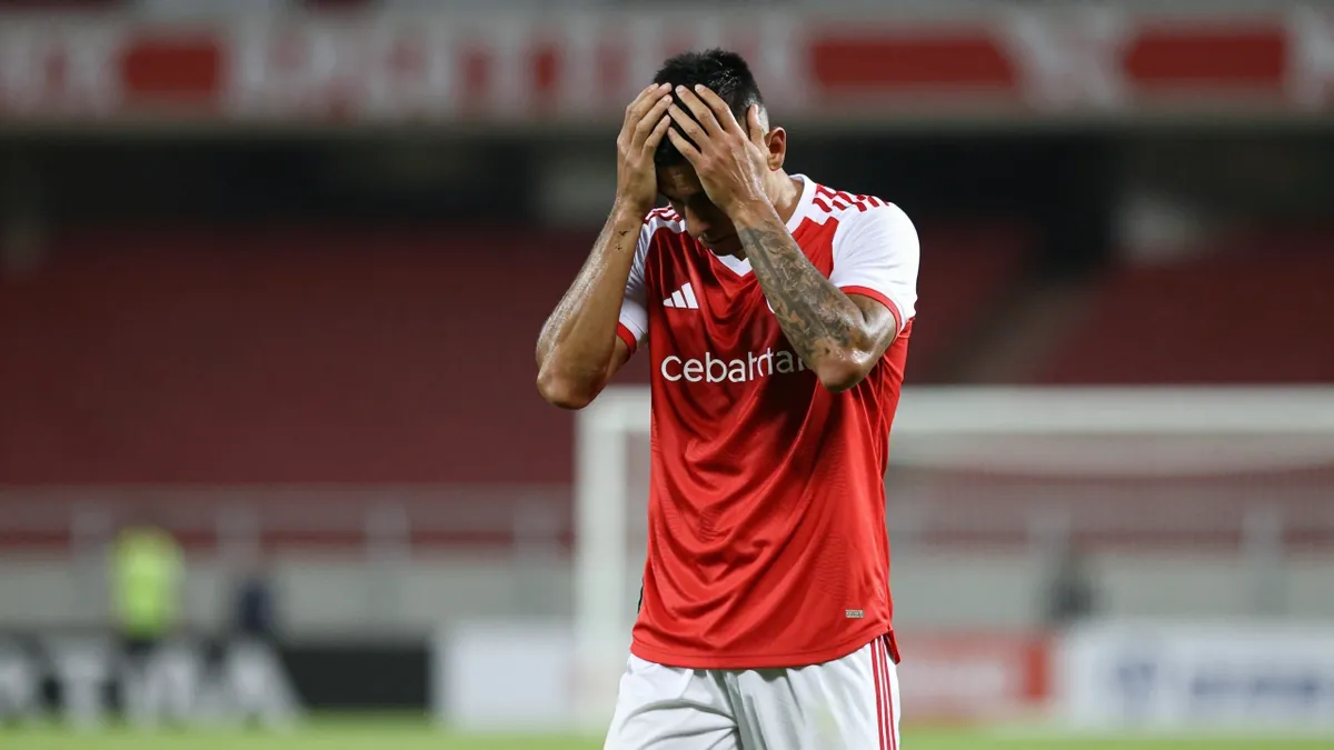 La crisis en River Plate: Derrota en el Monumental y fanáticos exigen cambios