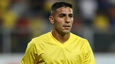 Jorge Almirón presentó un once inicial con Di María, Marco Rubén y Jeremías Ledesma para el partido de la Liga...
