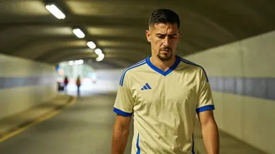 Rosario Central: El FC Barcelona busca reforzar su defensa con Castello Lukeba, pero su llegada depende de una salida